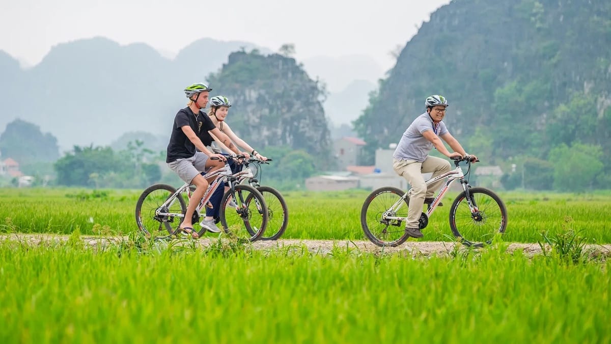 Vietnam Holidays: Your Complete Guide to an Unforgettable Journey Dap xe o Ninh Binh 1