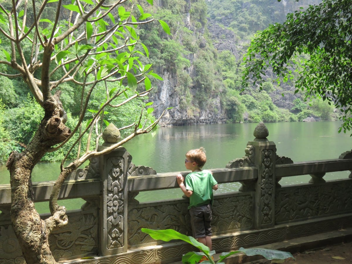 Peaceful scenery starting a perfect ninh binh day tour.