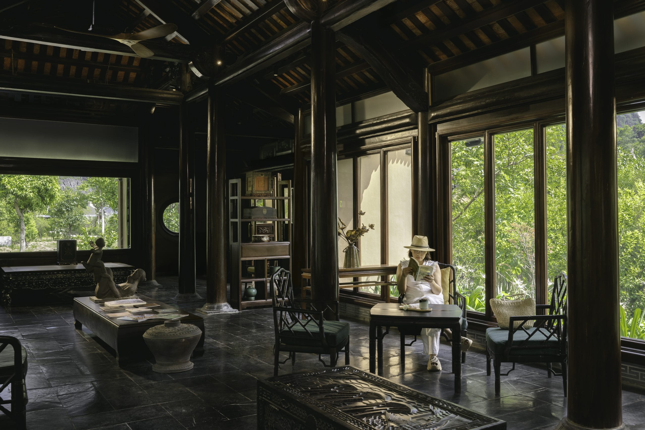 Luxury Hotels in Ninh Binh scaled