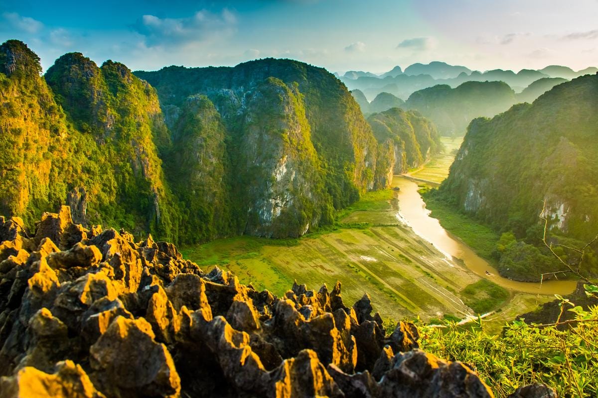Ninh Binh 3 Day Itinerary: The Perfect Guide to Nature, Culture and Hidden Gems Concluding your ninh binh 3 day journey with an early morning sampan trip through Tam Coc caves.