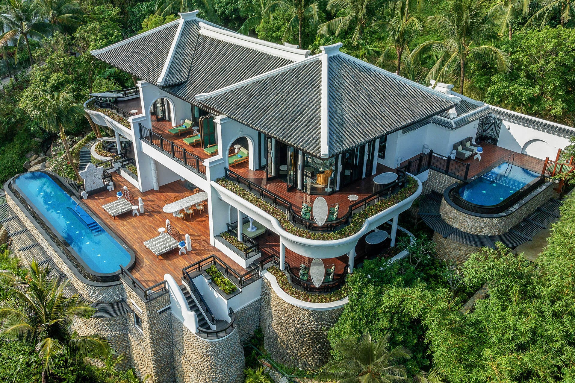 Dining at the Michelin-recognized La Maison 1888, the pinnacle of fine dining in Central Vietnam.