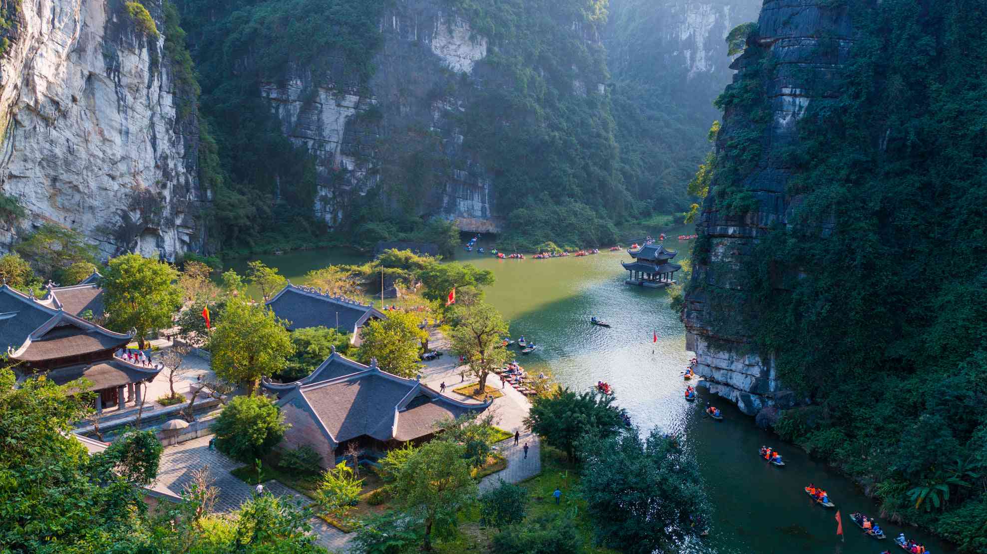 Vẻ đẹp thanh bình của Di sản Thế giới UNESCO – nơi thời gian như ngừng lại.