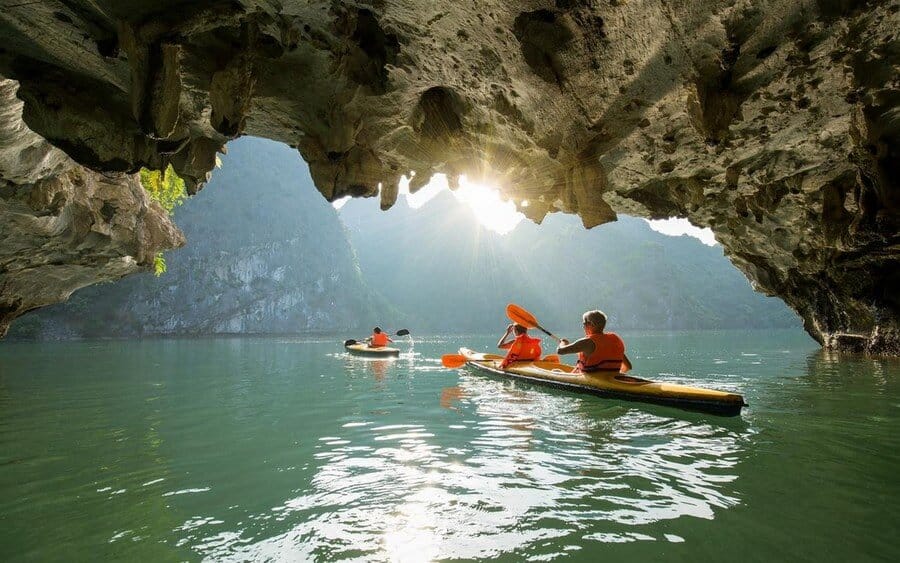Ninh Binh Weather Guide: Seasons, Temperature & Rainfall Explained Choosing a travel window that aligns with your personal style, whether it be for adventure or quiet reflection.