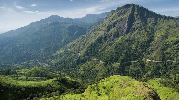 Essential vietnam travel tips for foreign tourists and international couples planning a multi-week trip.