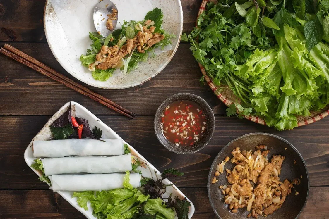 Vietnam Autumn Cuisine: From Green Rice to Warm Desserts Phở cuốn introduces the fresh flavours of Hanoi street food.